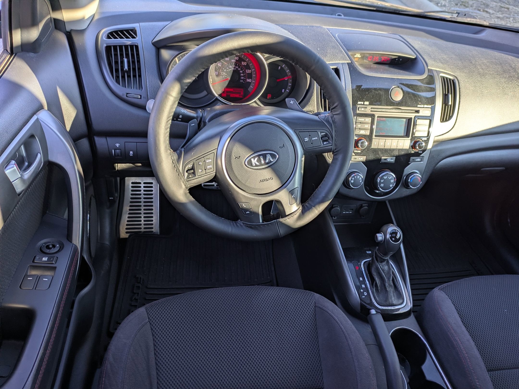 2012 Kia Forte Koup SX