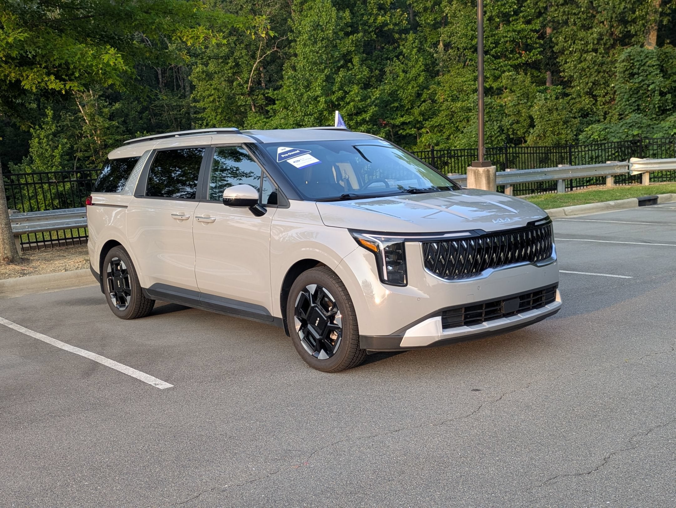 2025 Kia Carnival EX