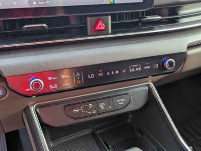 2025 Kia Carnival EX