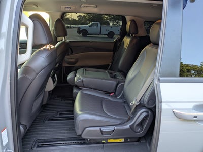 2025 Kia Carnival EX