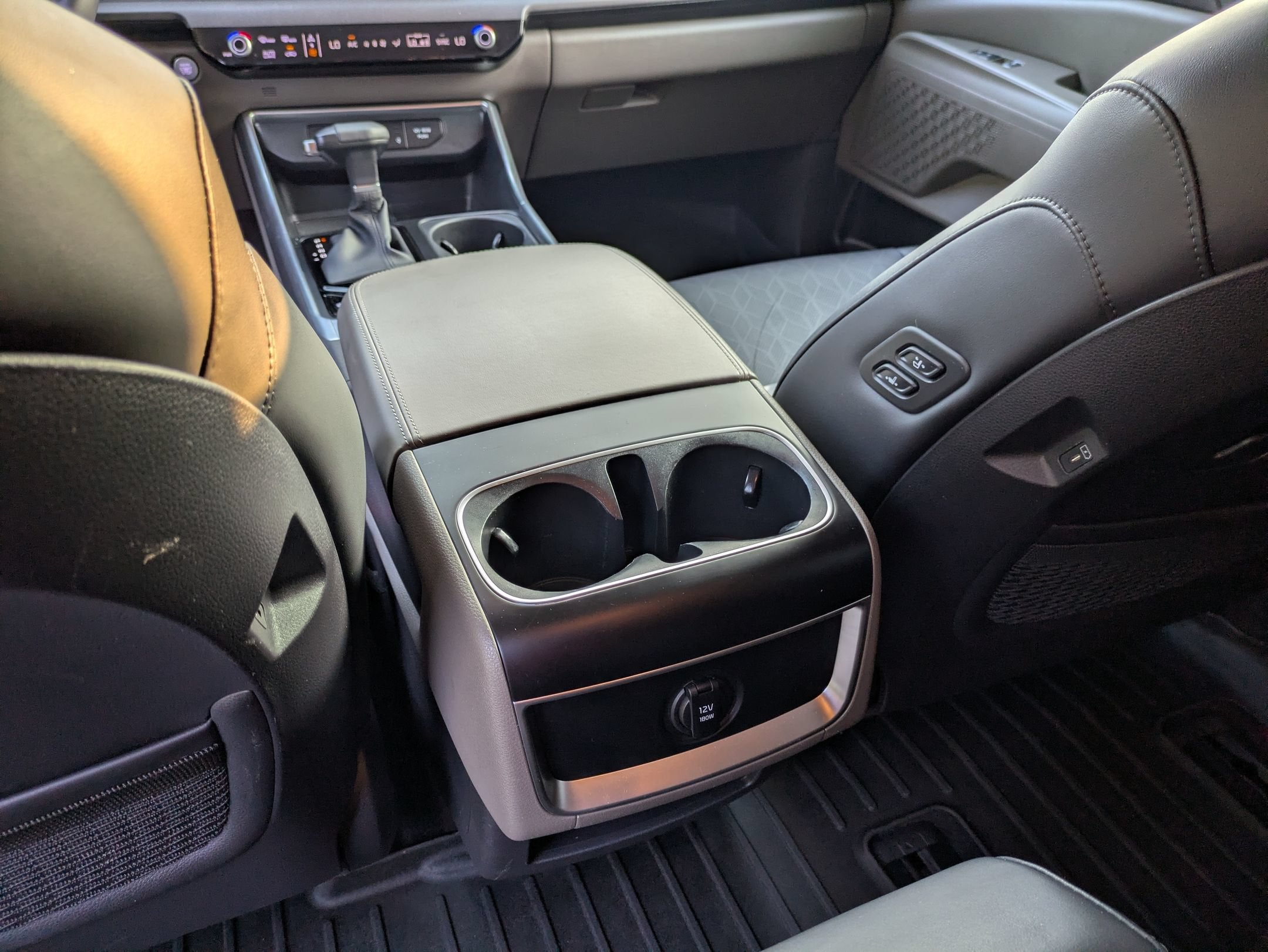 2025 Kia Carnival EX