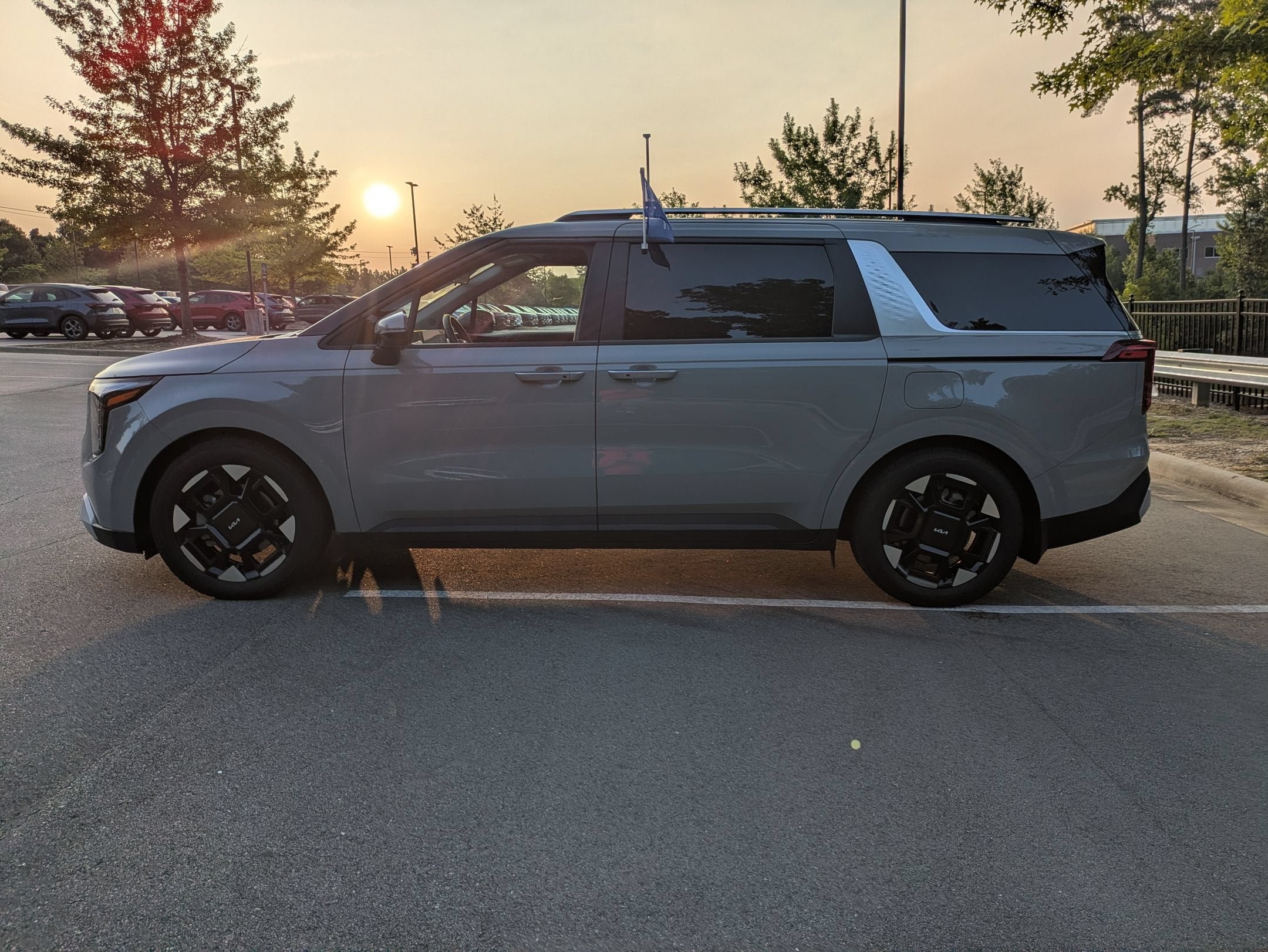 2025 Kia Carnival EX