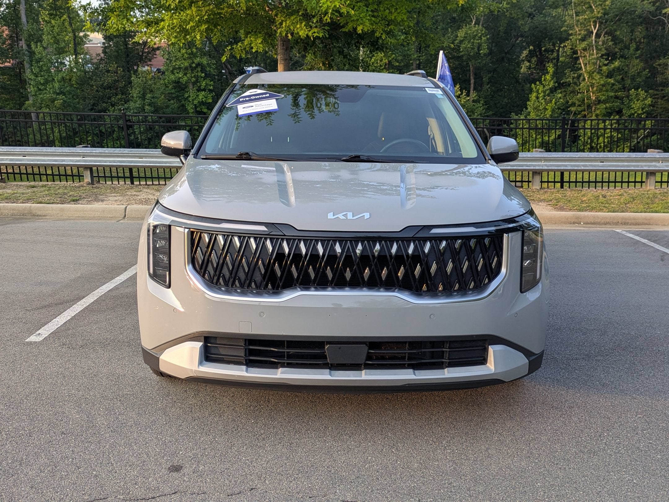 2025 Kia Carnival EX