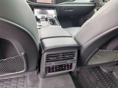 2023 Audi Q8 Premium Plus