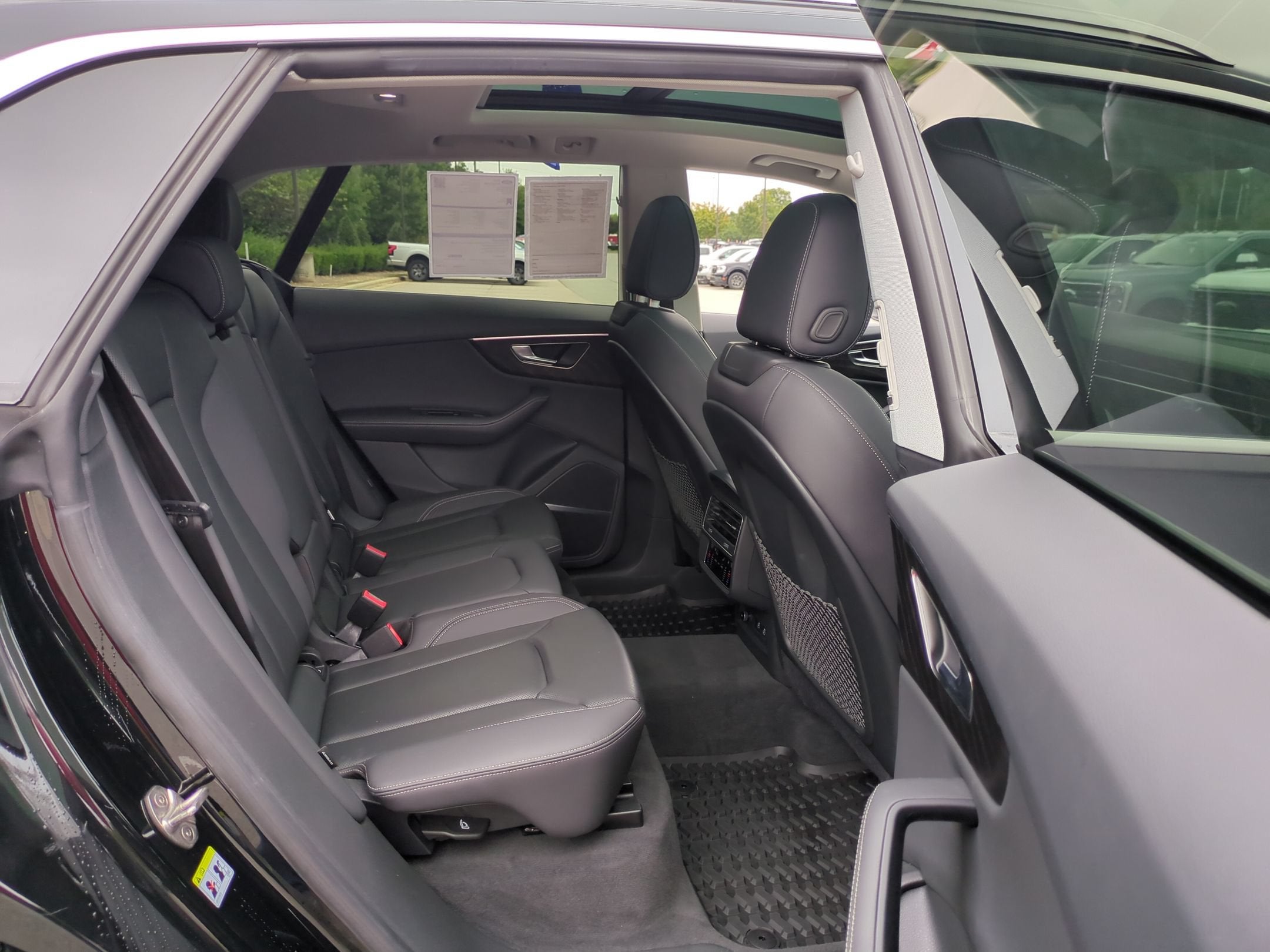 2023 Audi Q8 Premium Plus