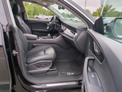 2023 Audi Q8 Premium Plus