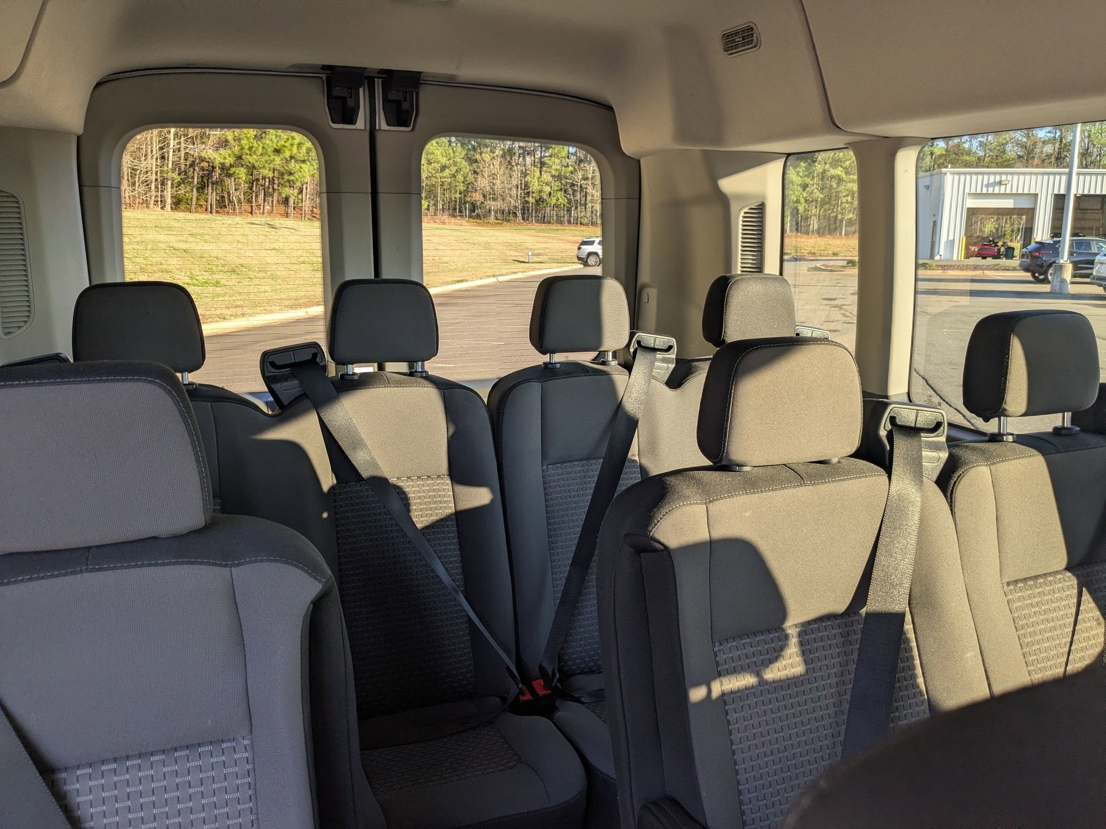 2024 Ford Transit Passenger Wagon XLT