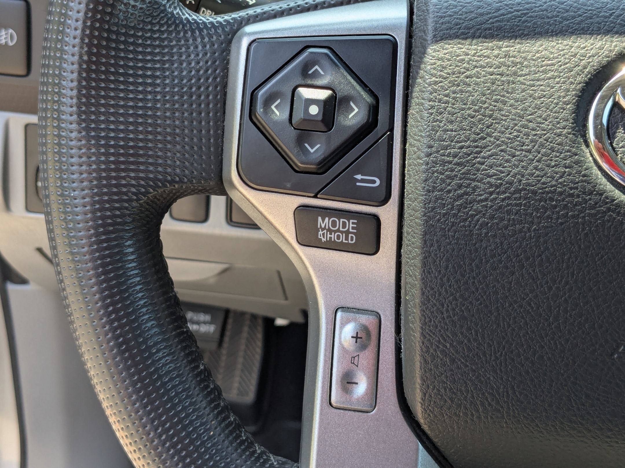 2014 Toyota Tacoma DBL CAB 4WD V6 AT