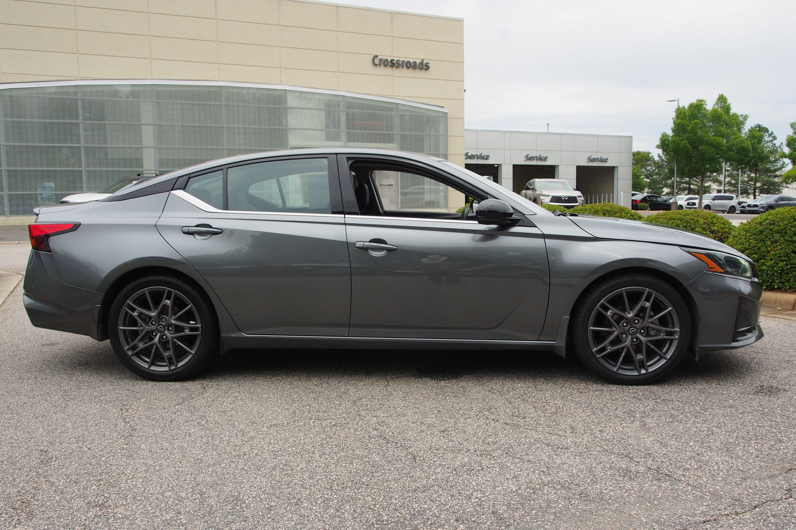 2023 Nissan Altima 2.0 SR
