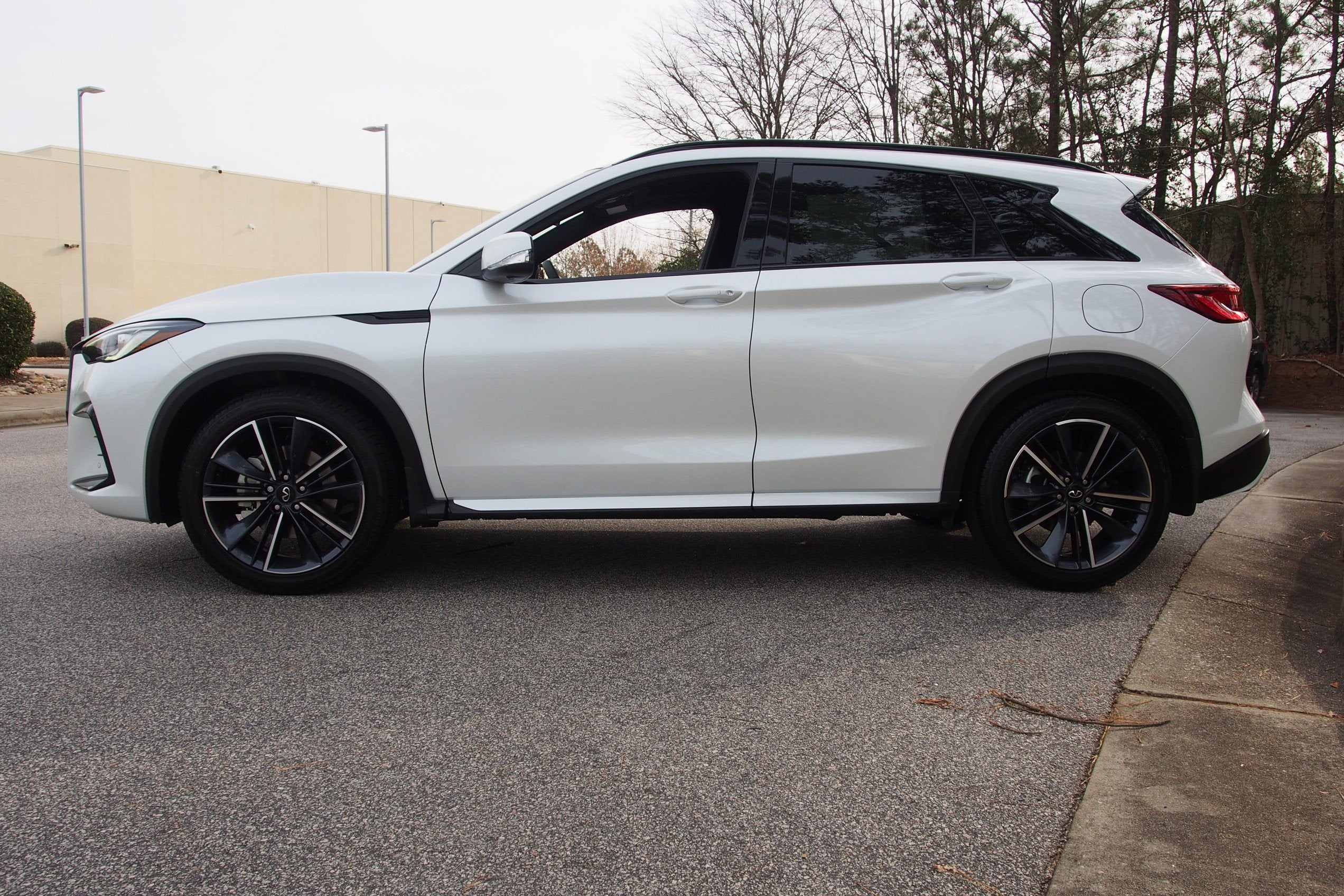 2025 INFINITI QX50 SPORT