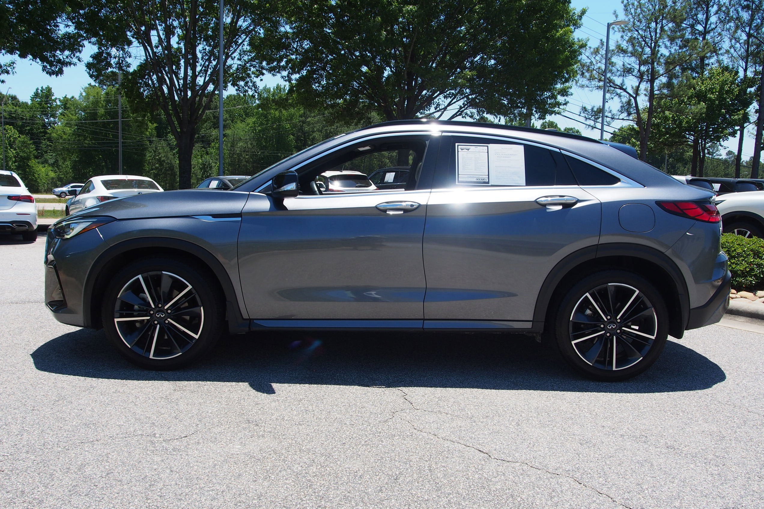 2025 INFINITI QX55 LUXE