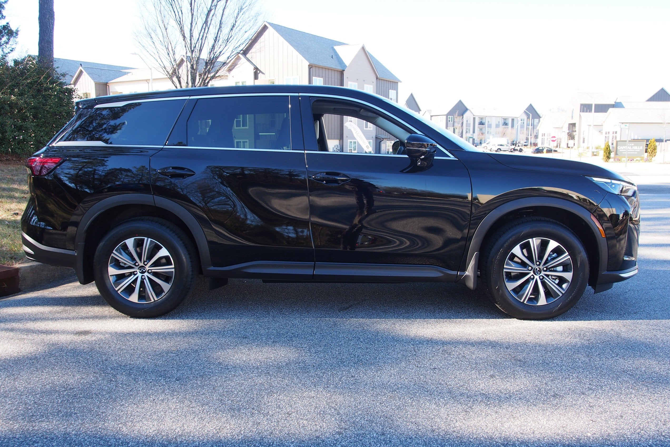 2026 INFINITI QX60 PURE