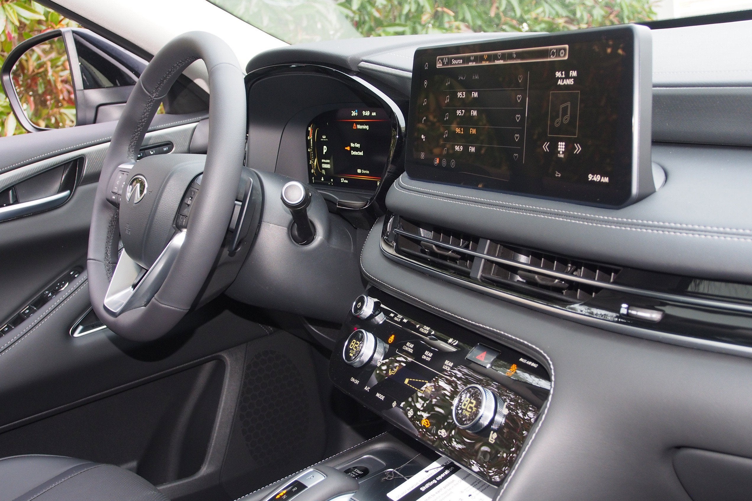 2026 INFINITI QX60 LUXE