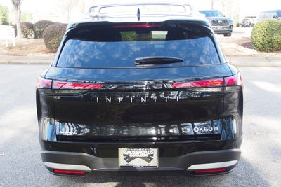 2026 INFINITI QX60 LUXE