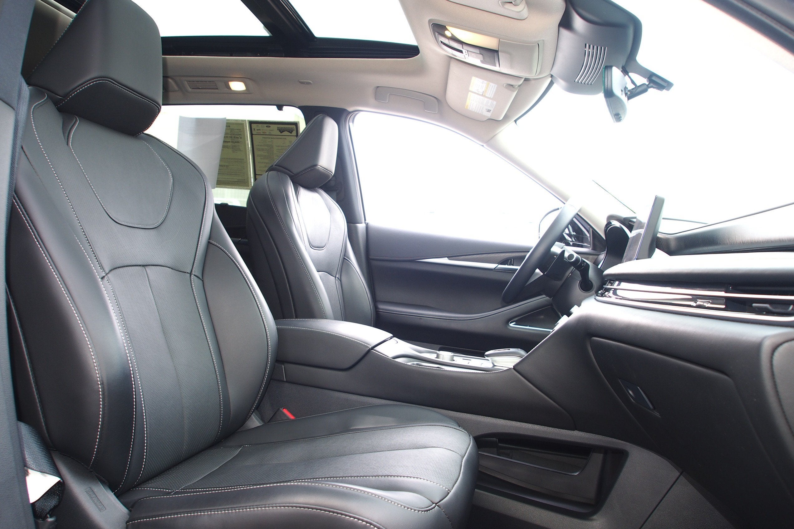 2025 INFINITI QX60 SENSORY