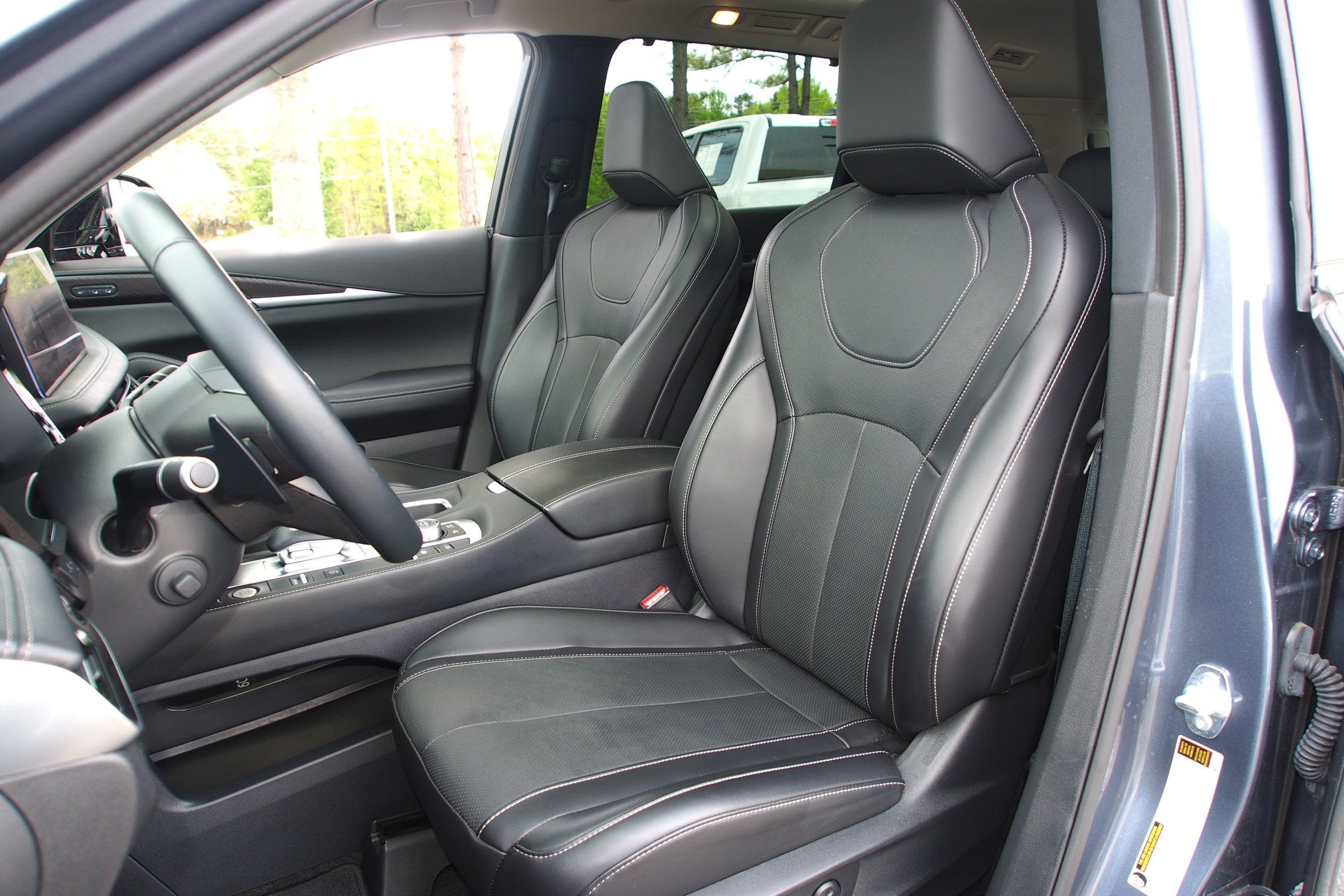 2025 INFINITI QX60 SENSORY