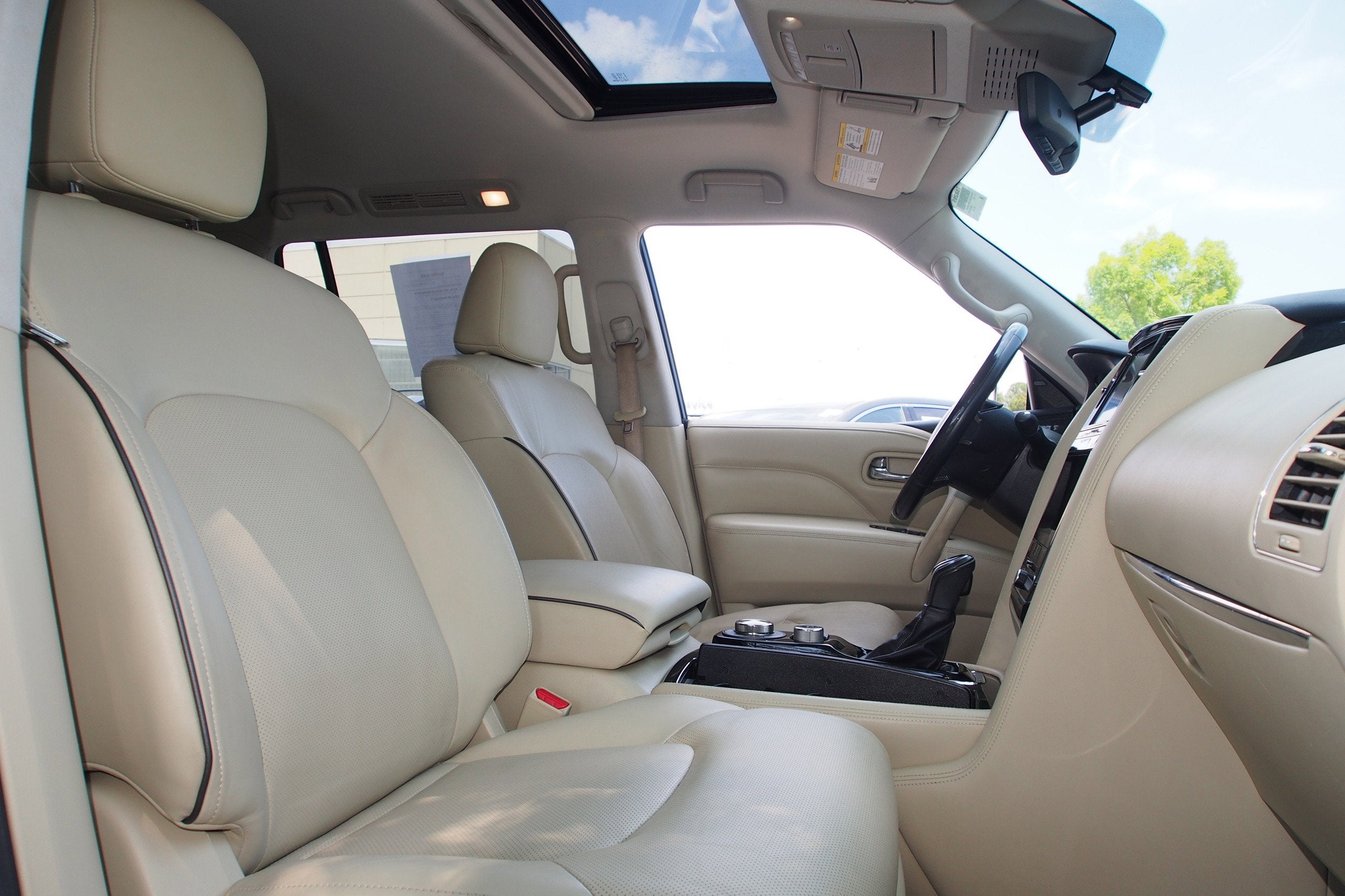 2021 INFINITI QX80 LUXE