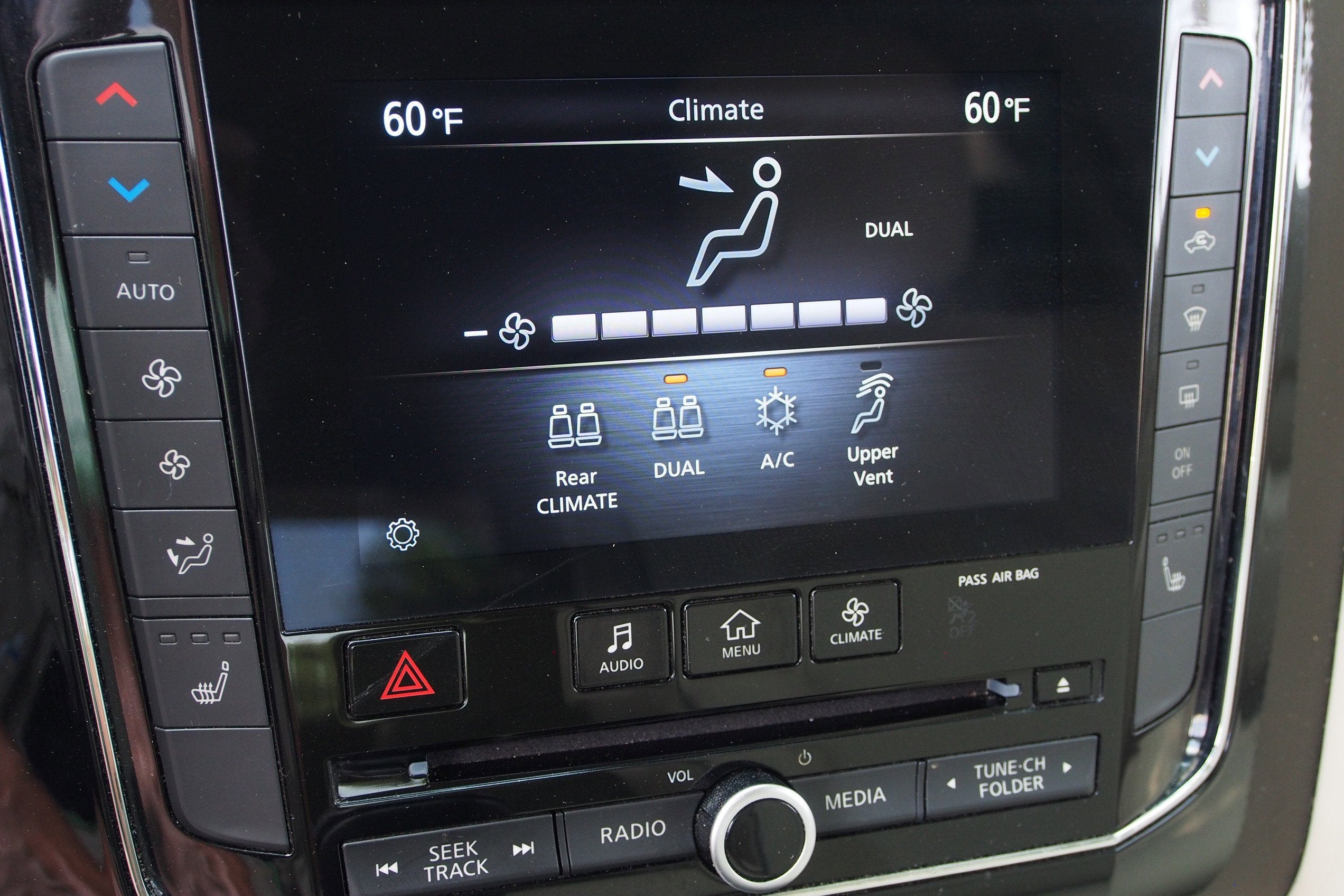 2021 INFINITI QX80 LUXE