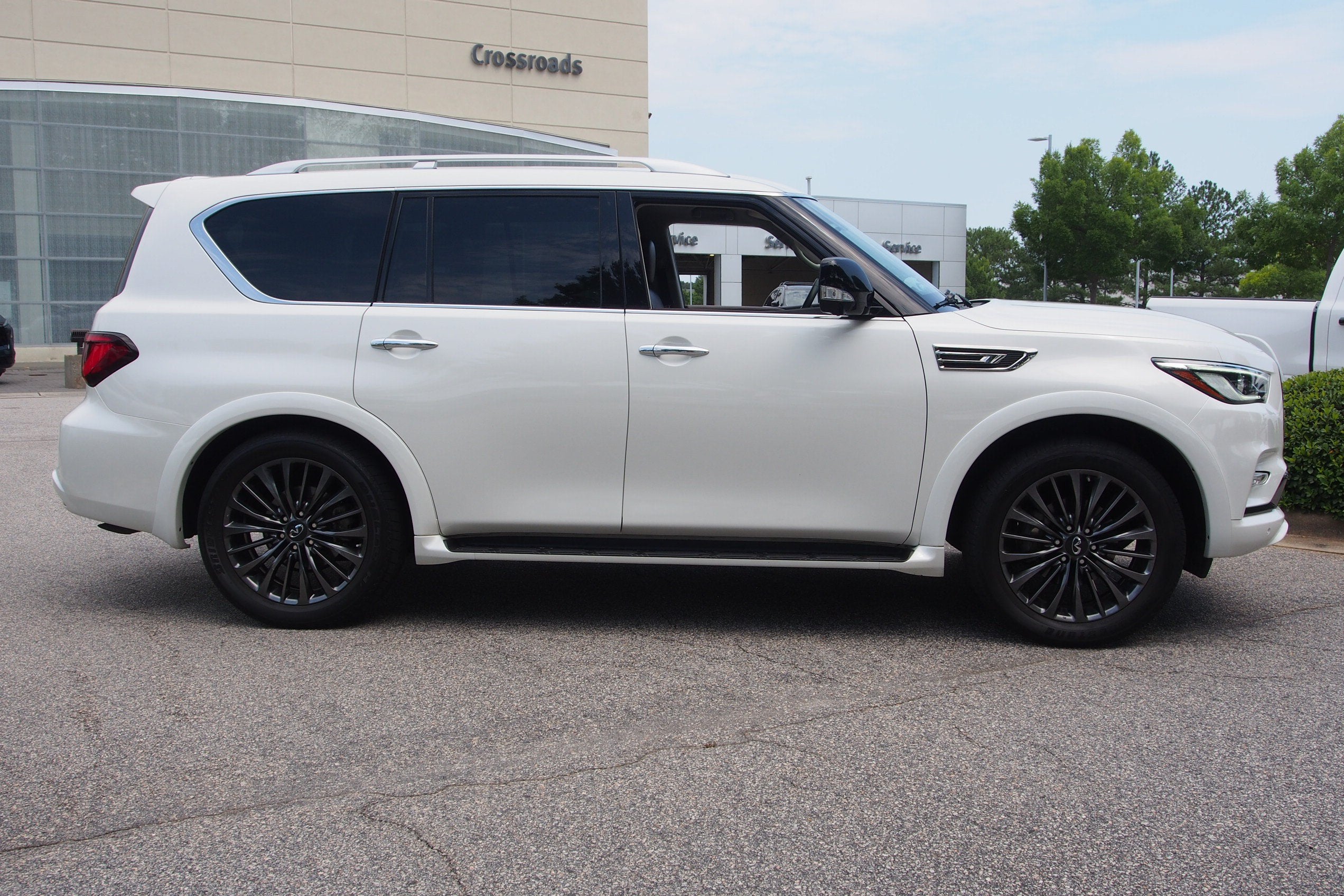 2022 INFINITI QX80 PREMIUM SELECT