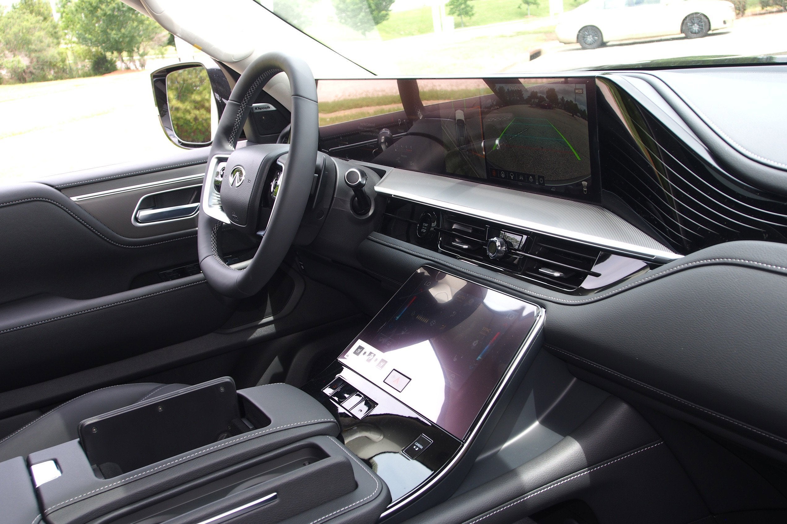 2026 INFINITI QX80 PURE