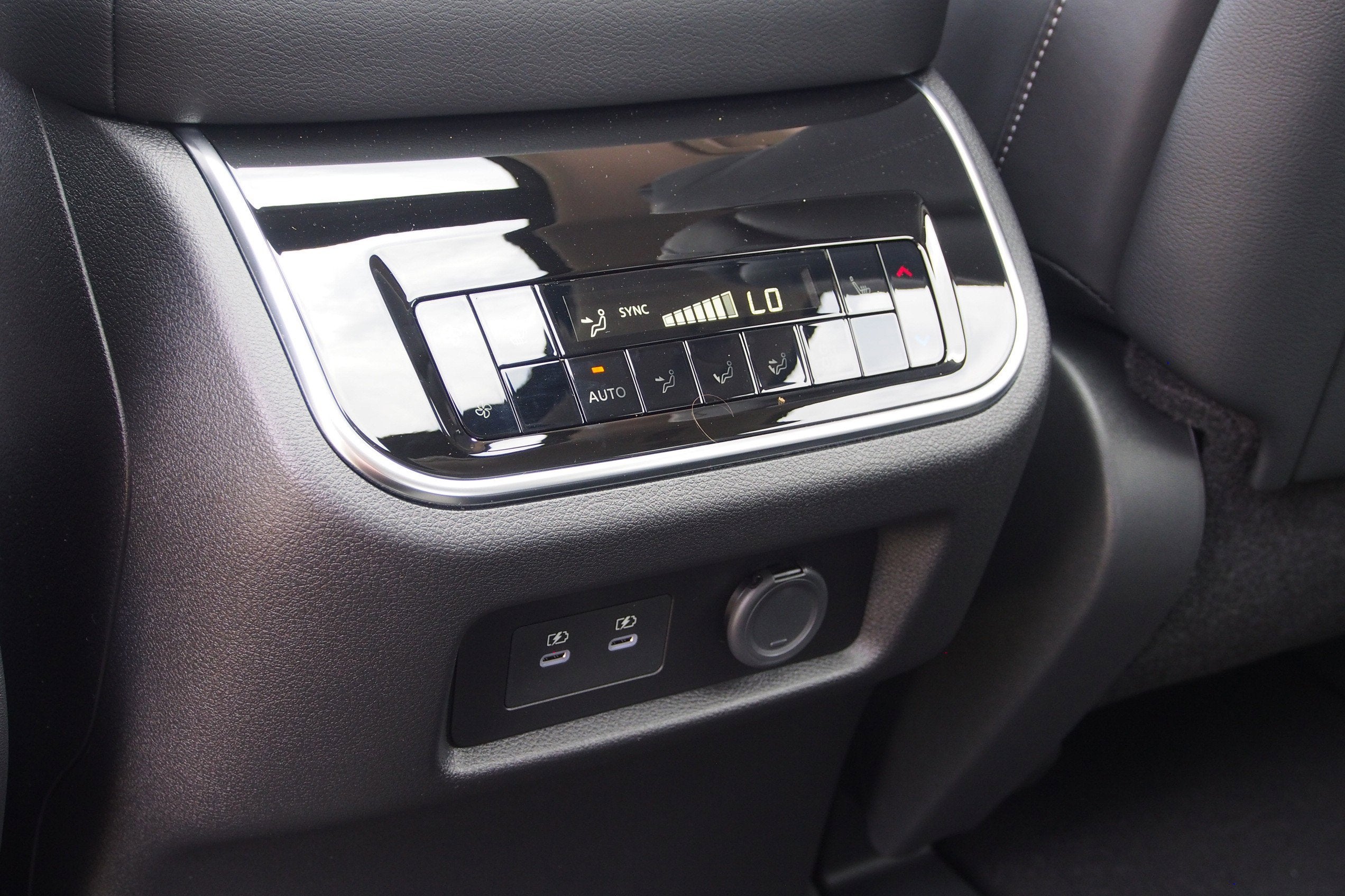 2026 INFINITI QX80 PURE