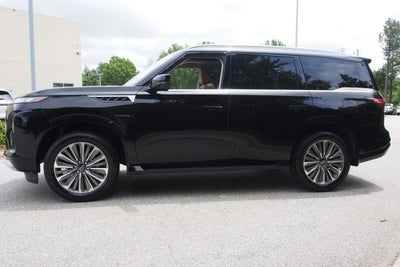2026 INFINITI QX80 LUXE