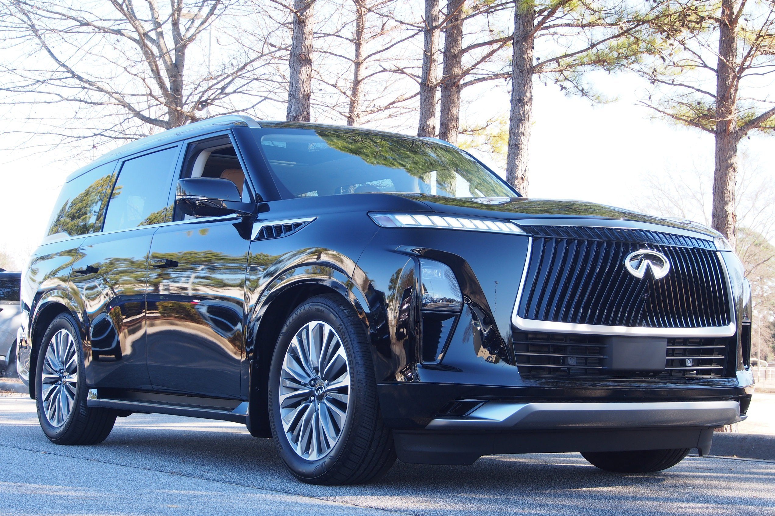 2026 INFINITI QX80 LUXE