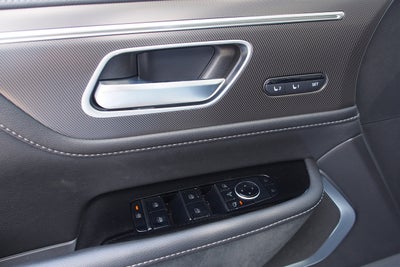 2027 INFINITI QX80 LUXE