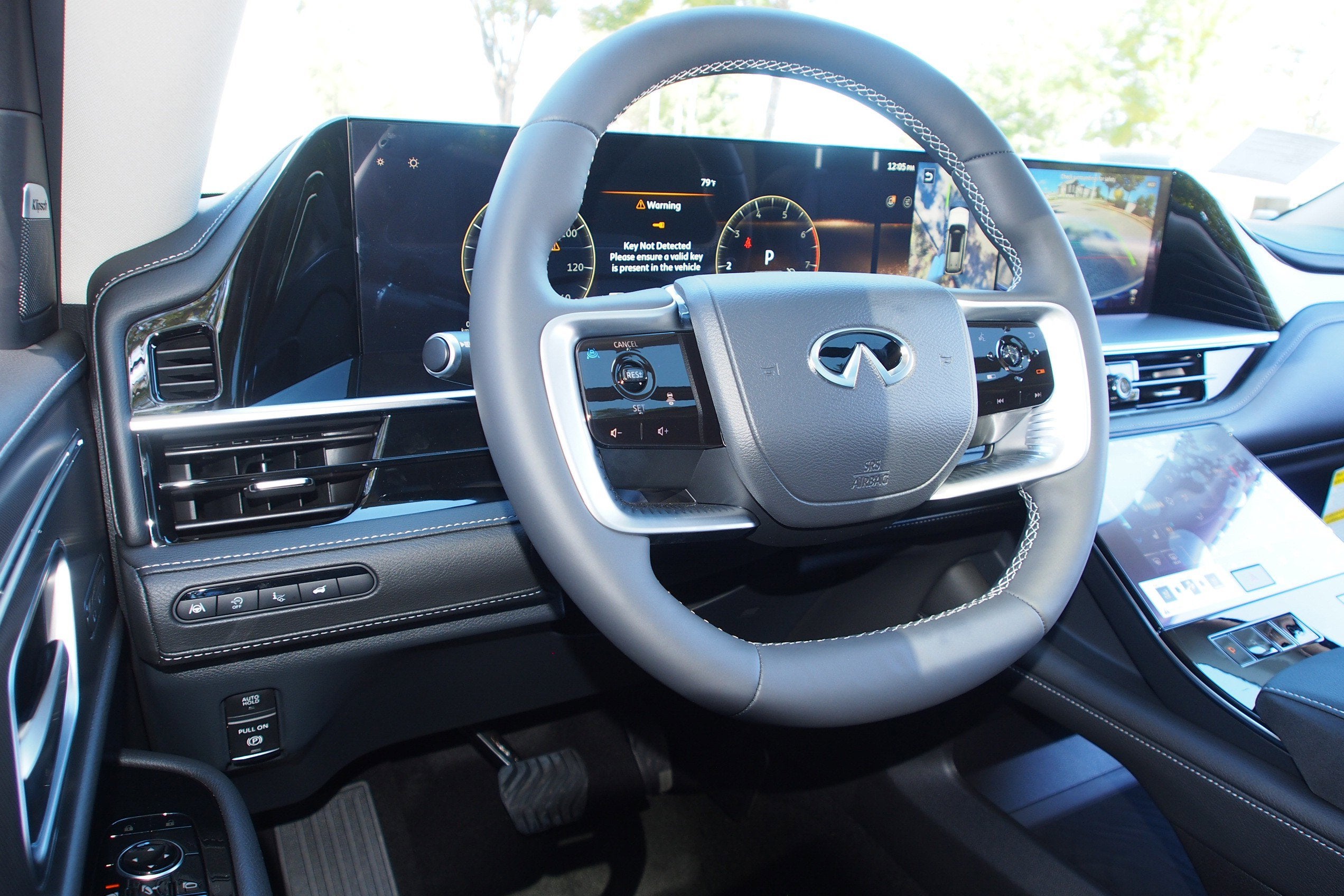 2026 INFINITI QX80 LUXE
