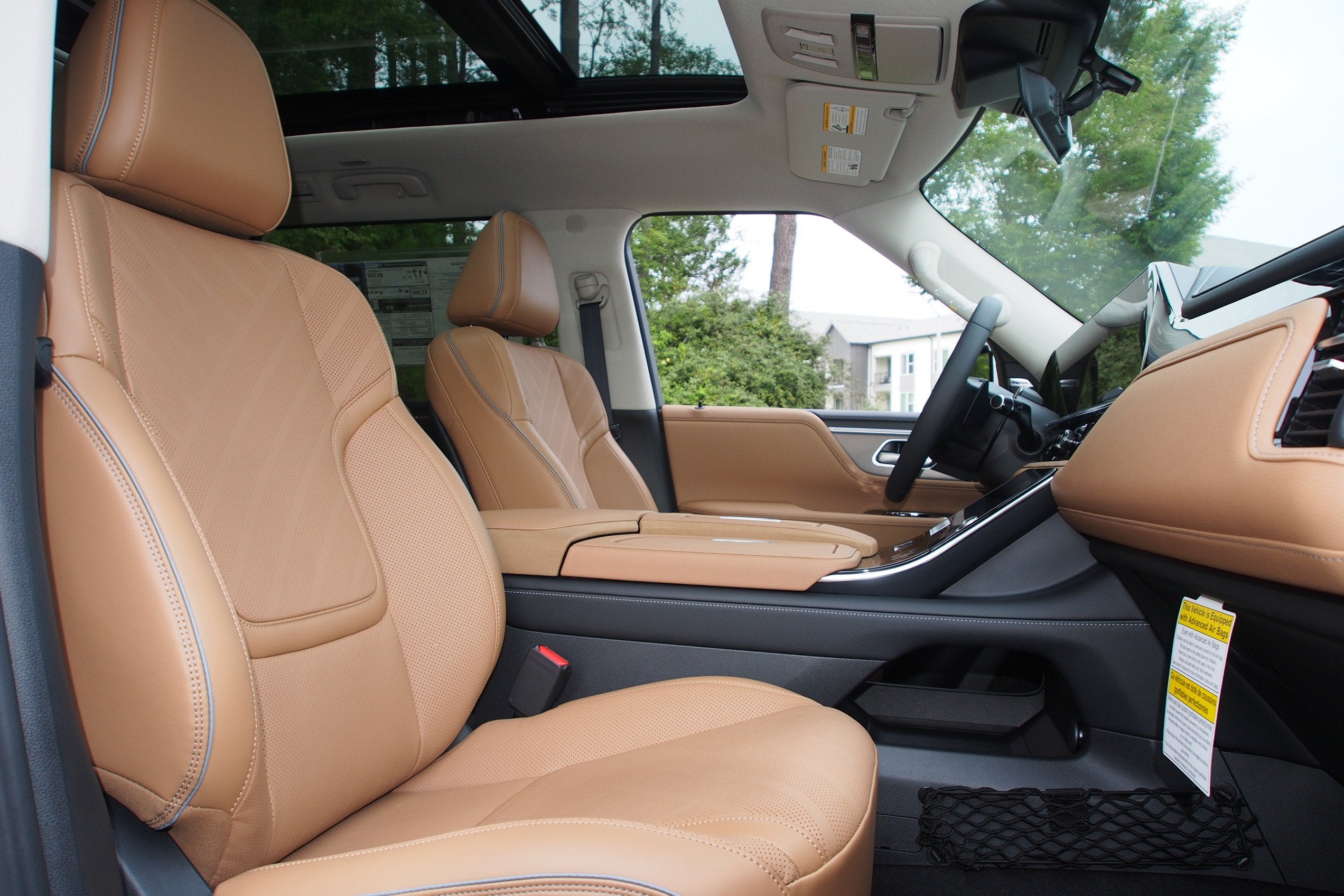 2027 INFINITI QX80 LUXE