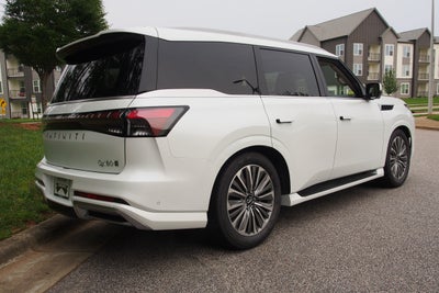 2027 INFINITI QX80 LUXE