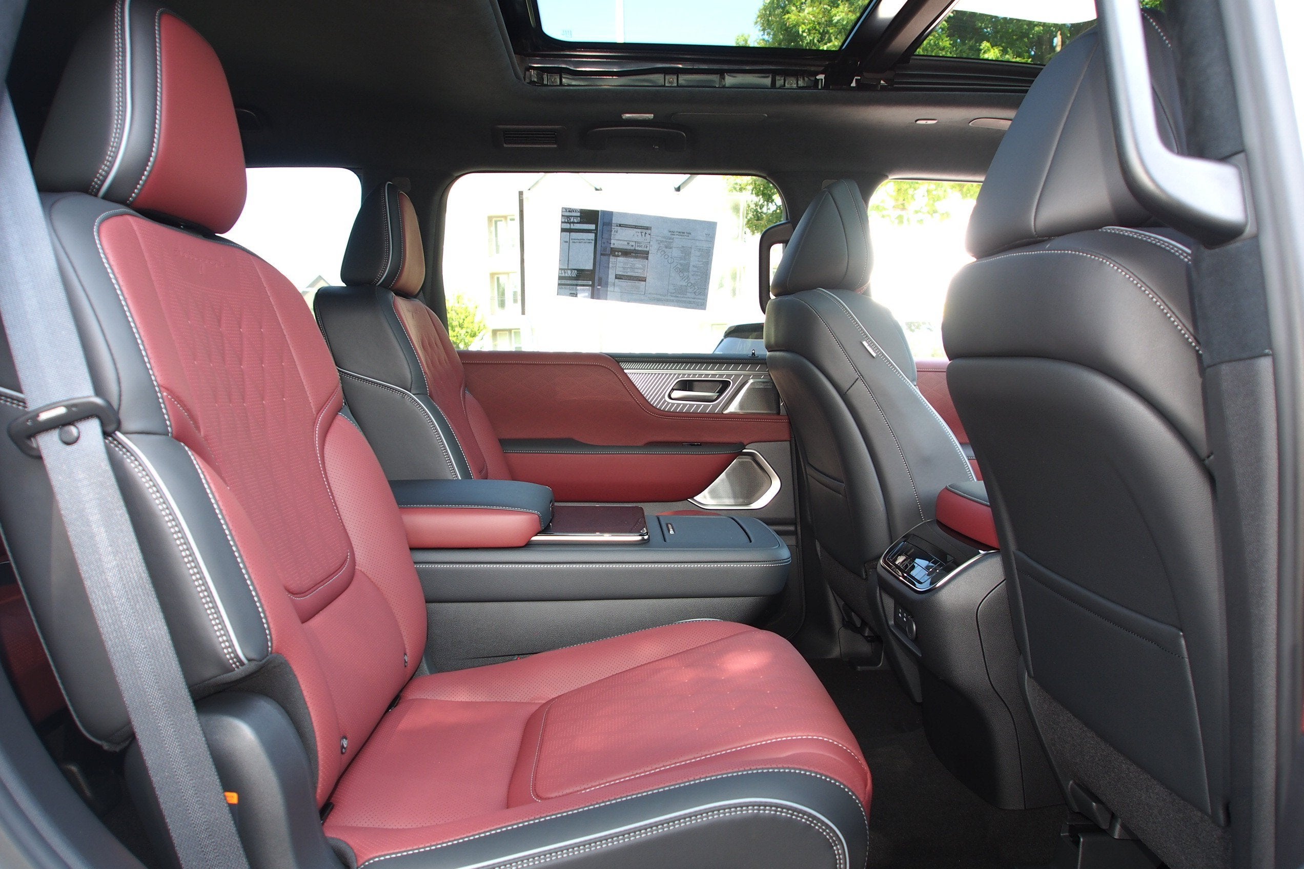2027 INFINITI QX80 AUTOGRAPH