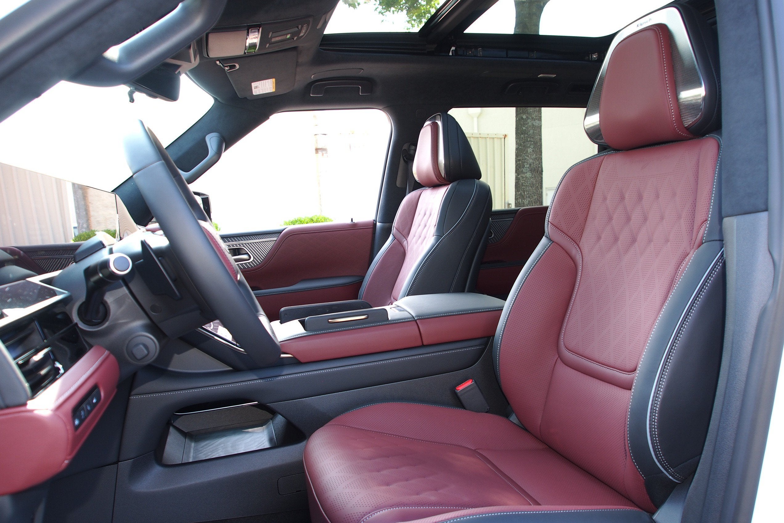 2027 INFINITI QX80 AUTOGRAPH