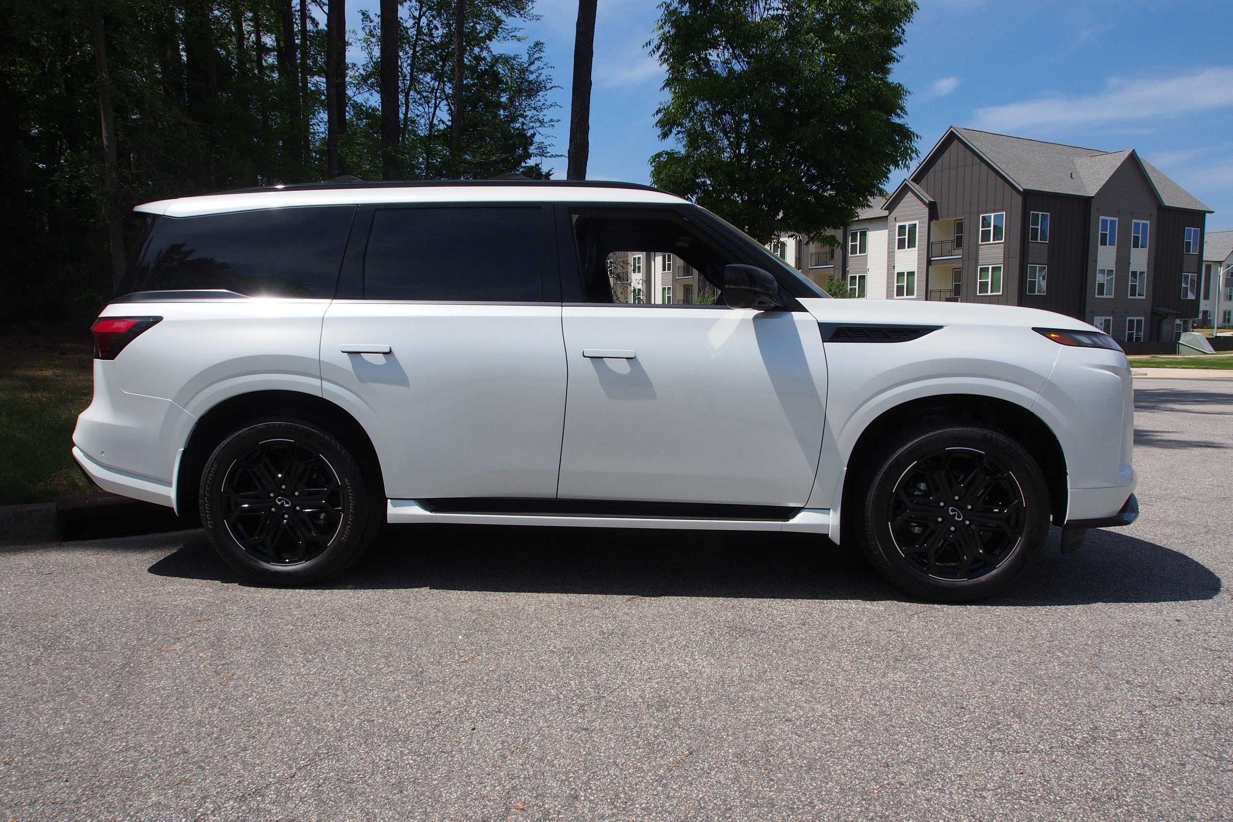 2026 INFINITI QX80 SPORT