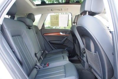 2023 Audi Q5 S line Premium