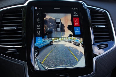 2024 Volvo XC90 Plus Bright Theme