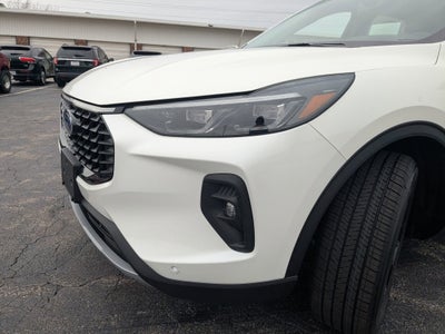 2026 Ford Escape Platinum