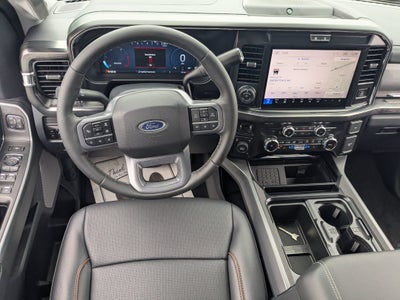 2026 Ford Super Duty F-350 DRW LARIAT