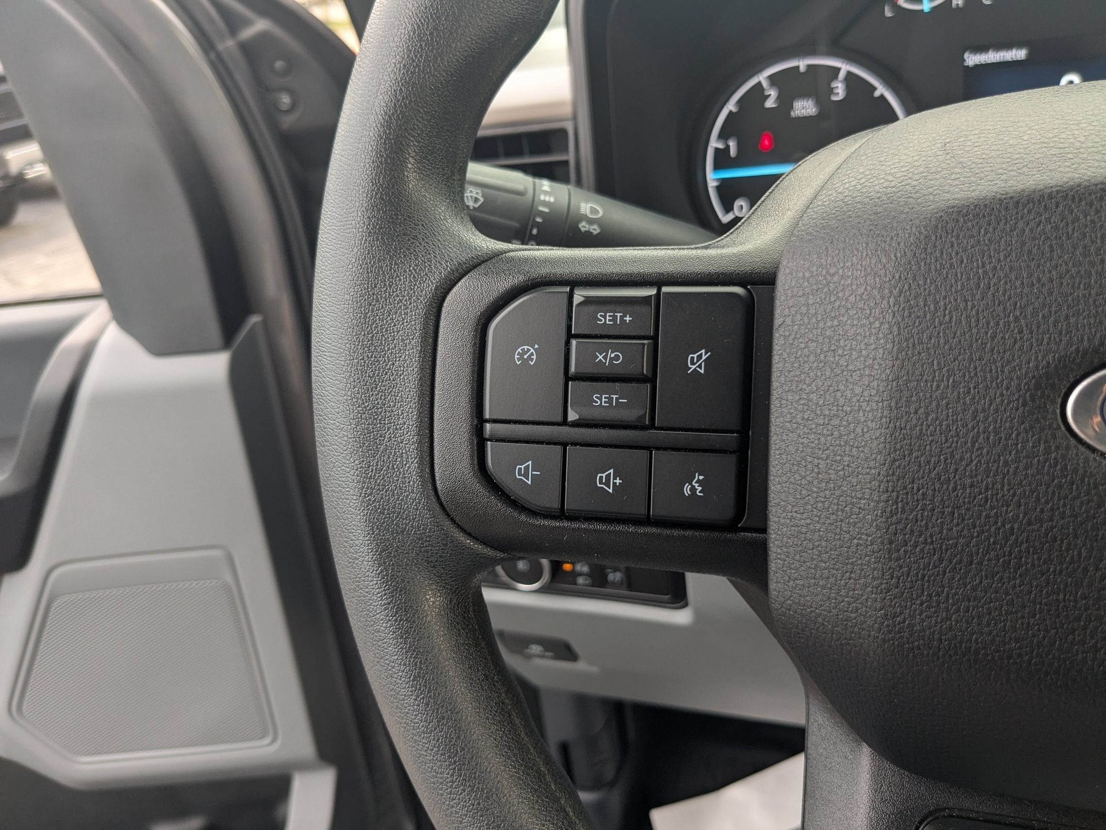 2025 Ford Super Duty F-350 DRW XL