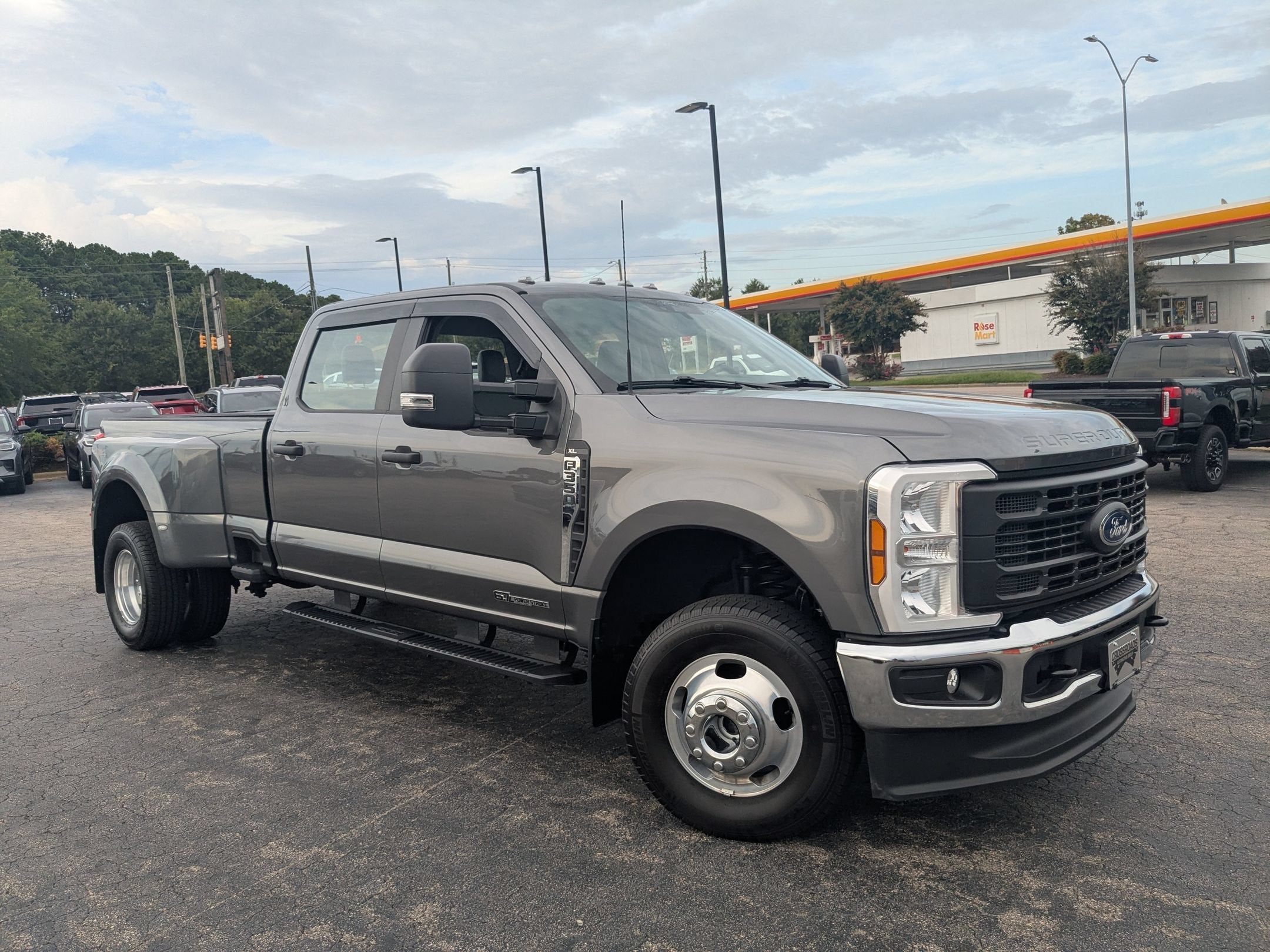 2025 Ford Super Duty F-350 DRW XL