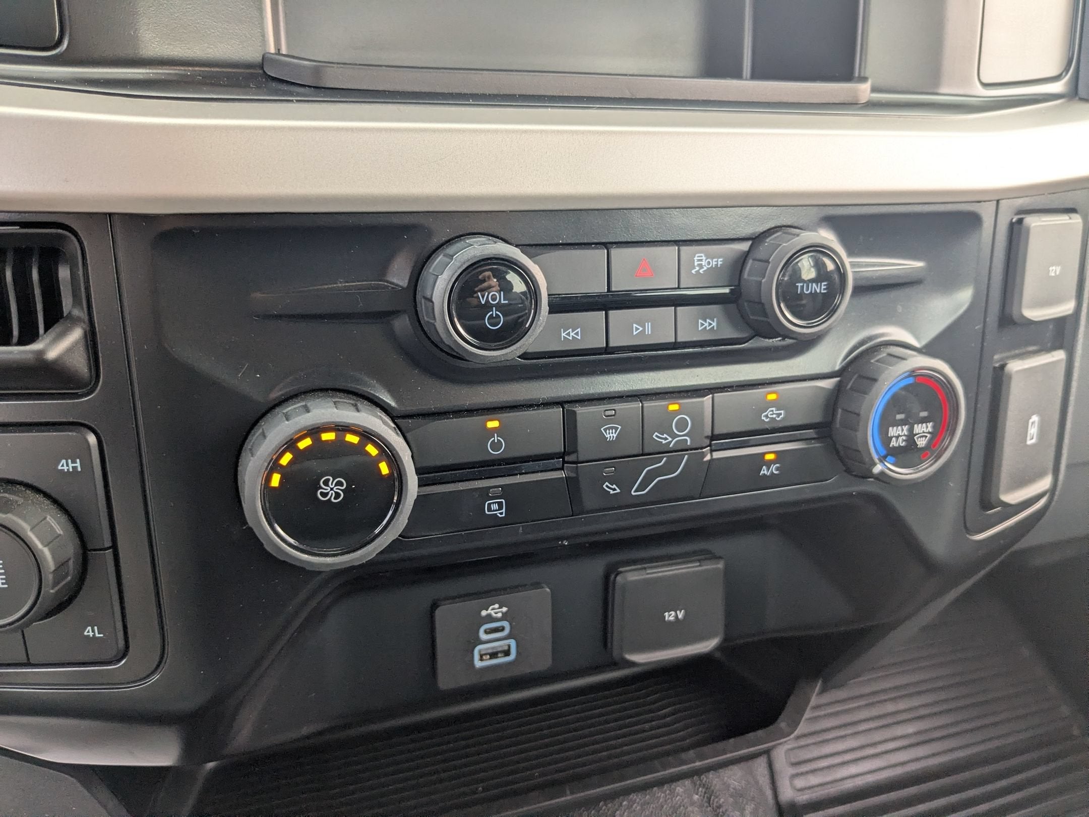 2025 Ford Super Duty F-350 DRW XL