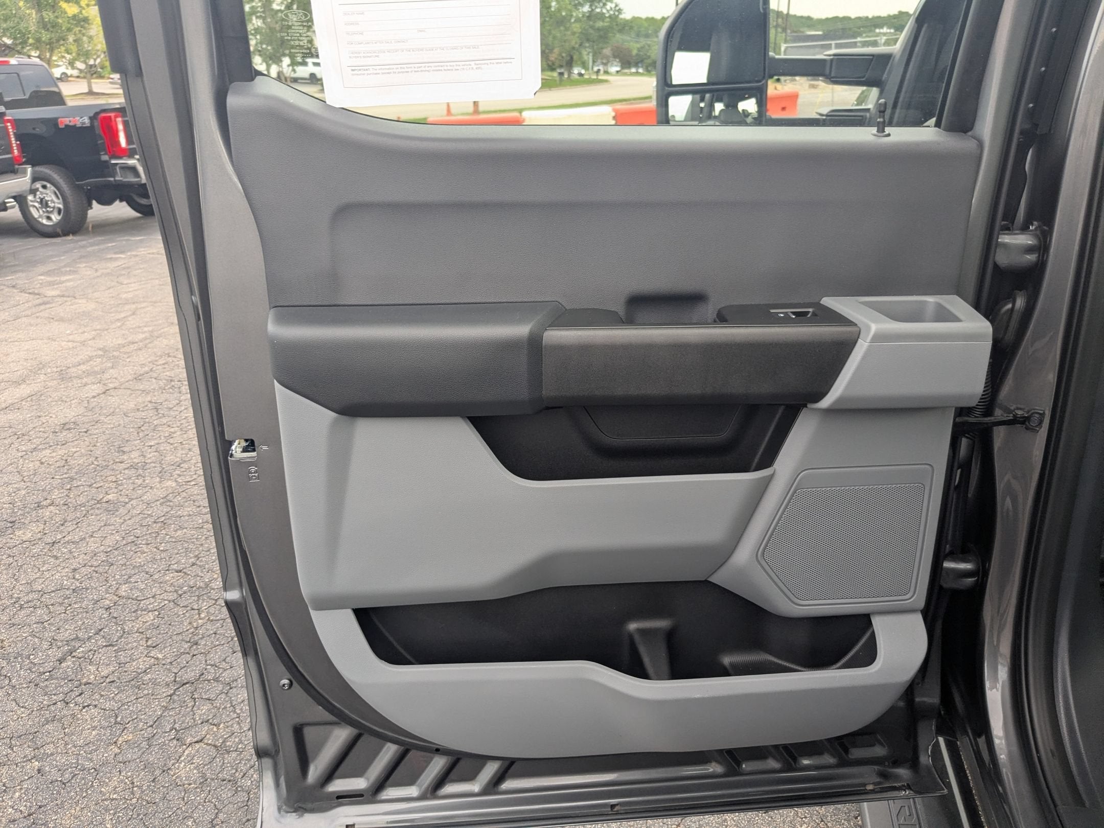 2025 Ford Super Duty F-350 DRW XL