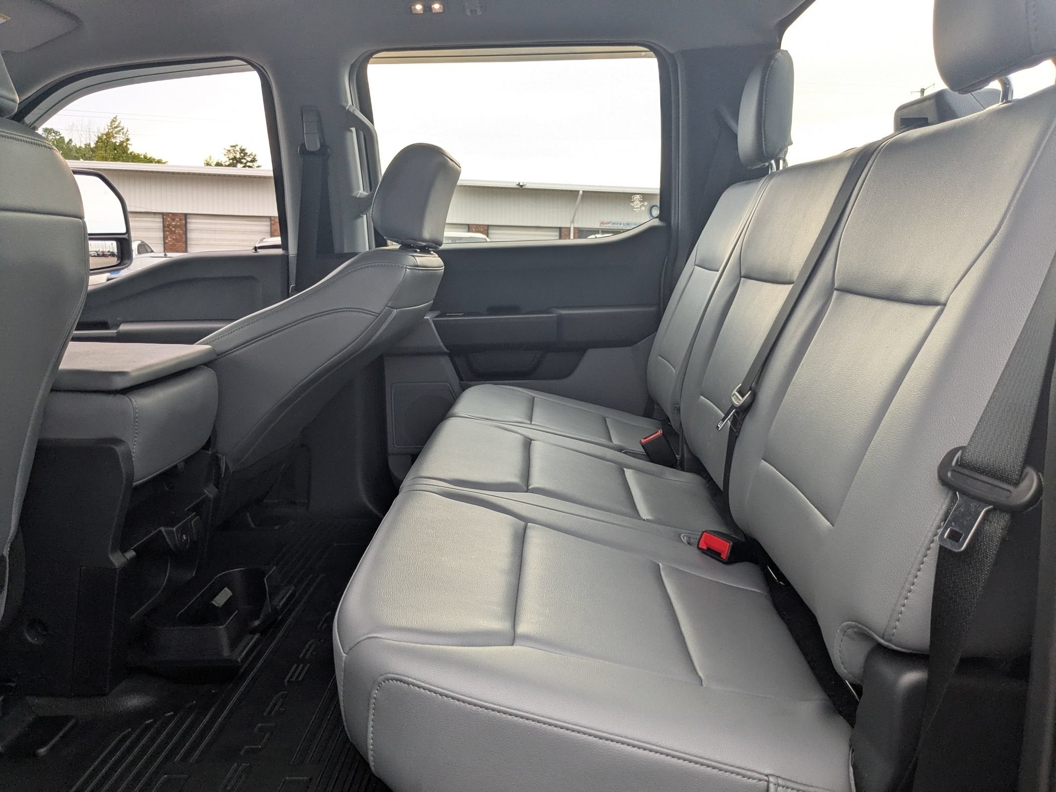 2025 Ford Super Duty F-350 DRW XL