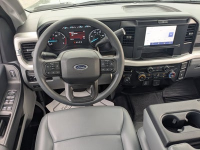 2025 Ford Super Duty F-350 DRW XL