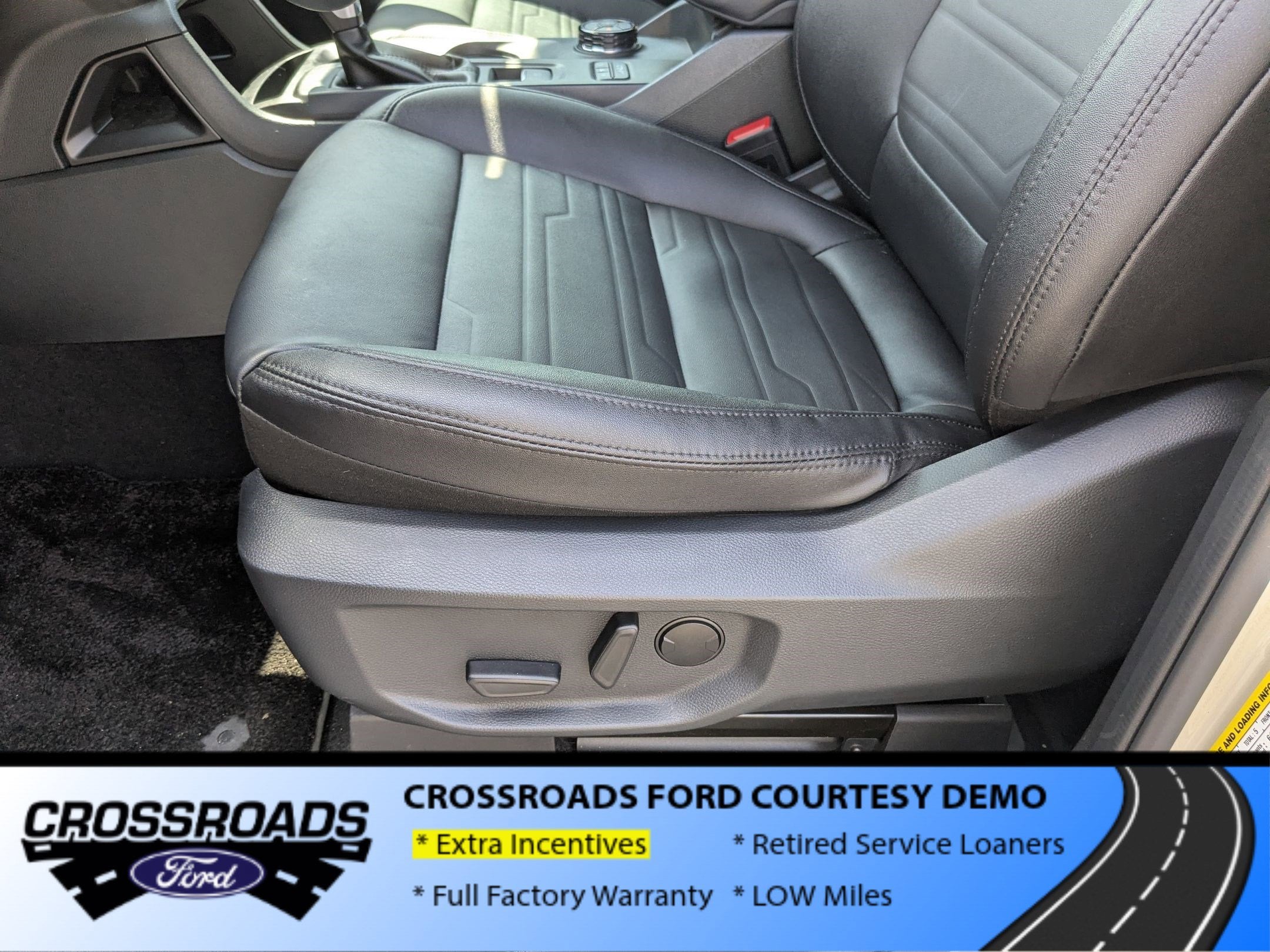 2025 Ford Ranger LARIAT - Crossroads Courtesy Demo