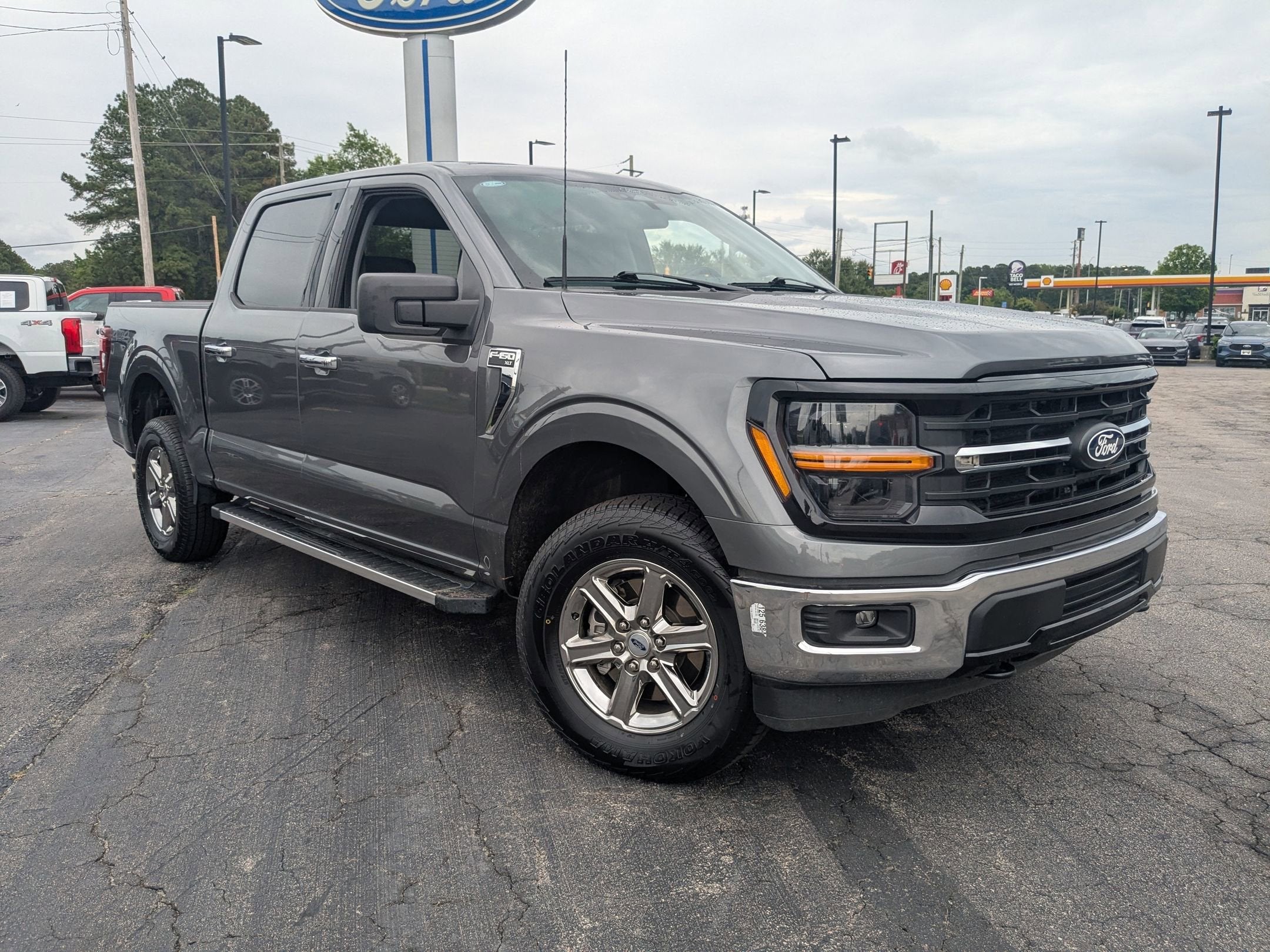 2025 Ford F-150 XLT