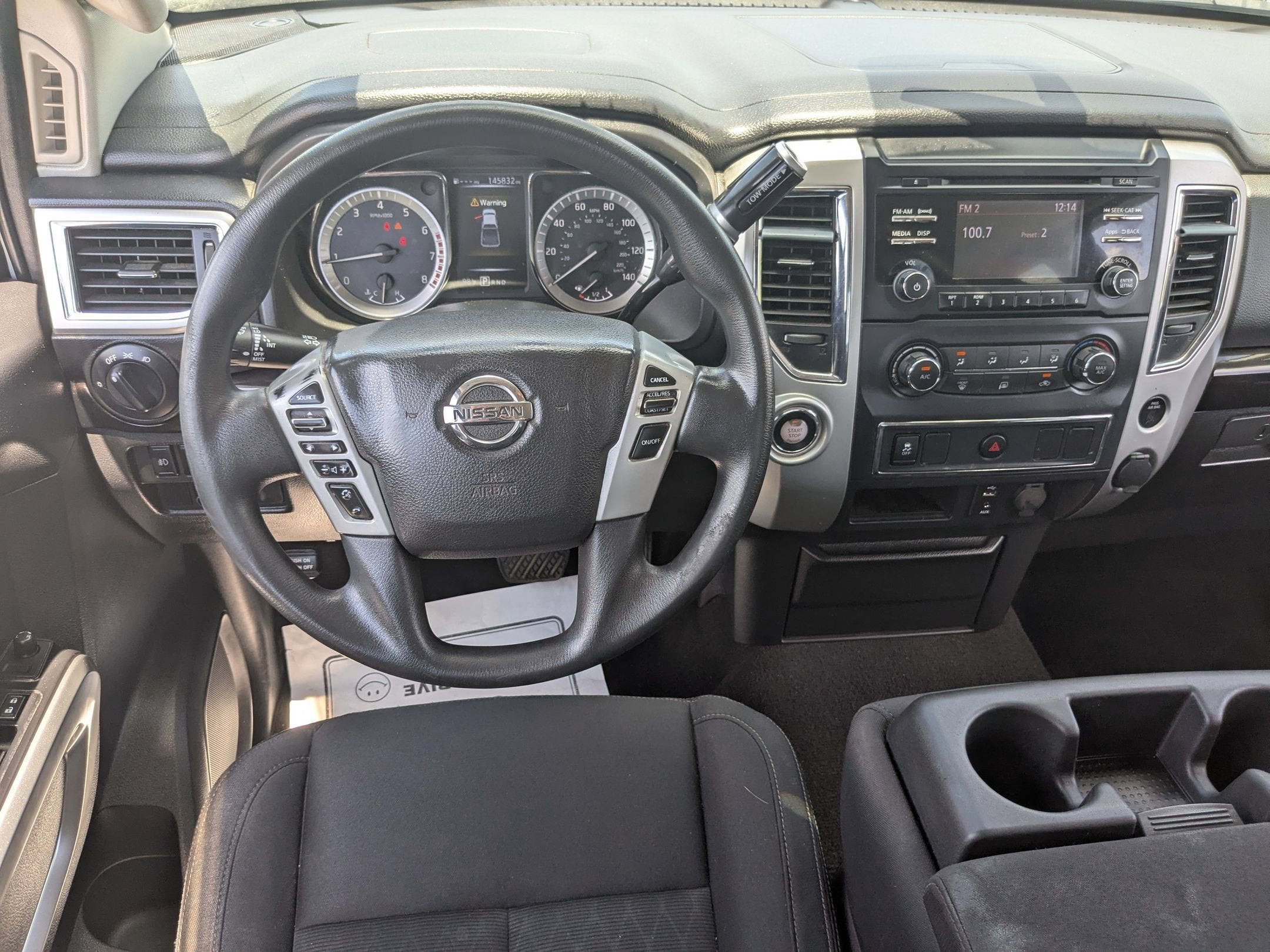 2017 Nissan Titan SV