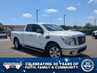 2017 Nissan Titan SV