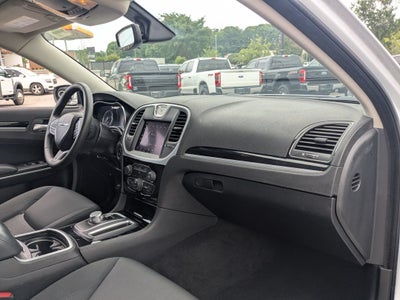2023 Chrysler 300 Touring