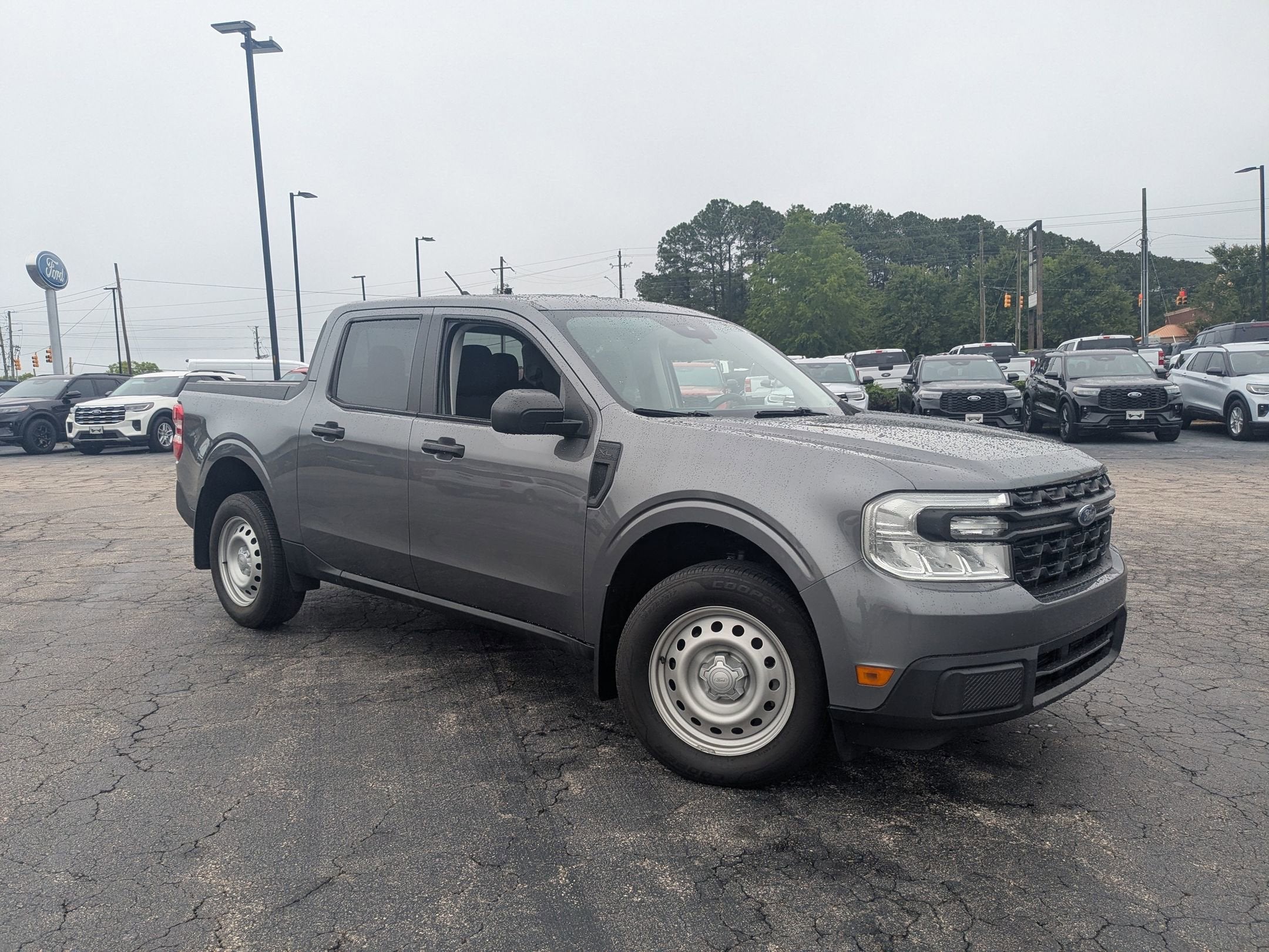 2023 Ford Maverick XL